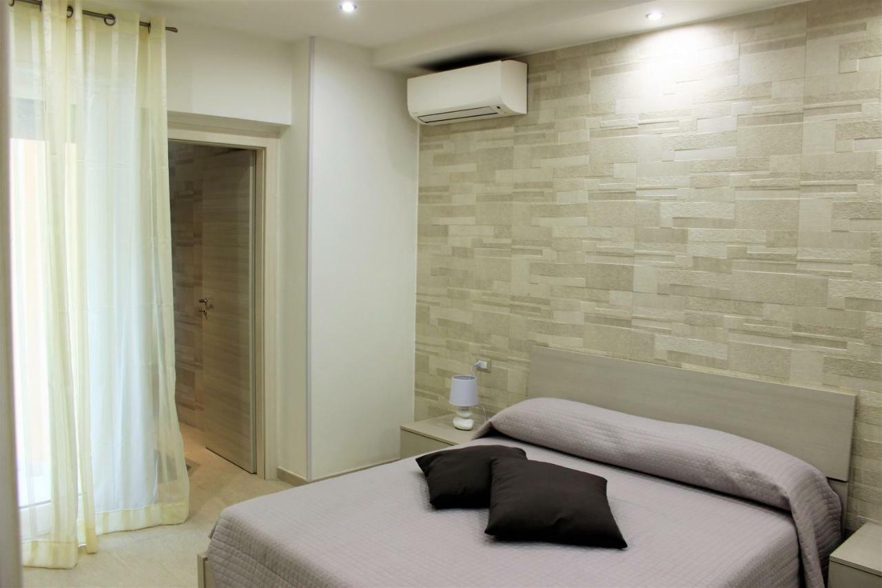 Apartament La Baia Dei Delfini Taormina Zewnętrze zdjęcie