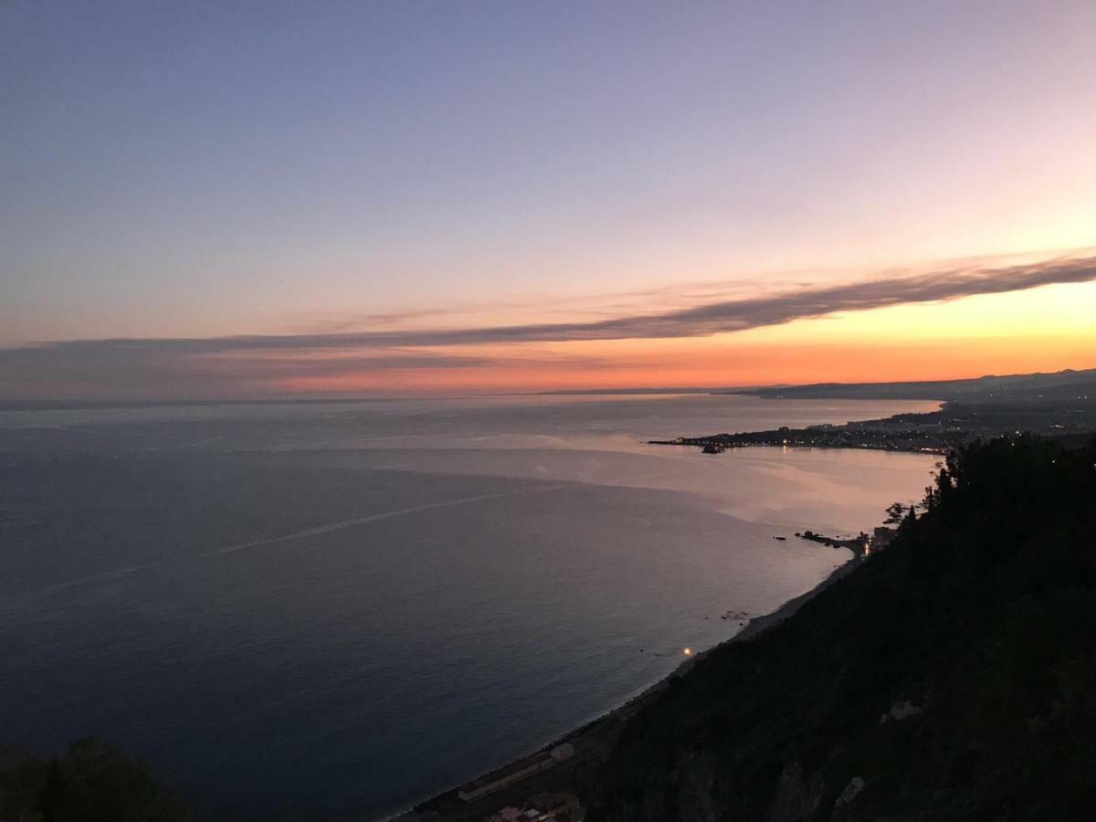 Apartament La Baia Dei Delfini Taormina Zewnętrze zdjęcie
