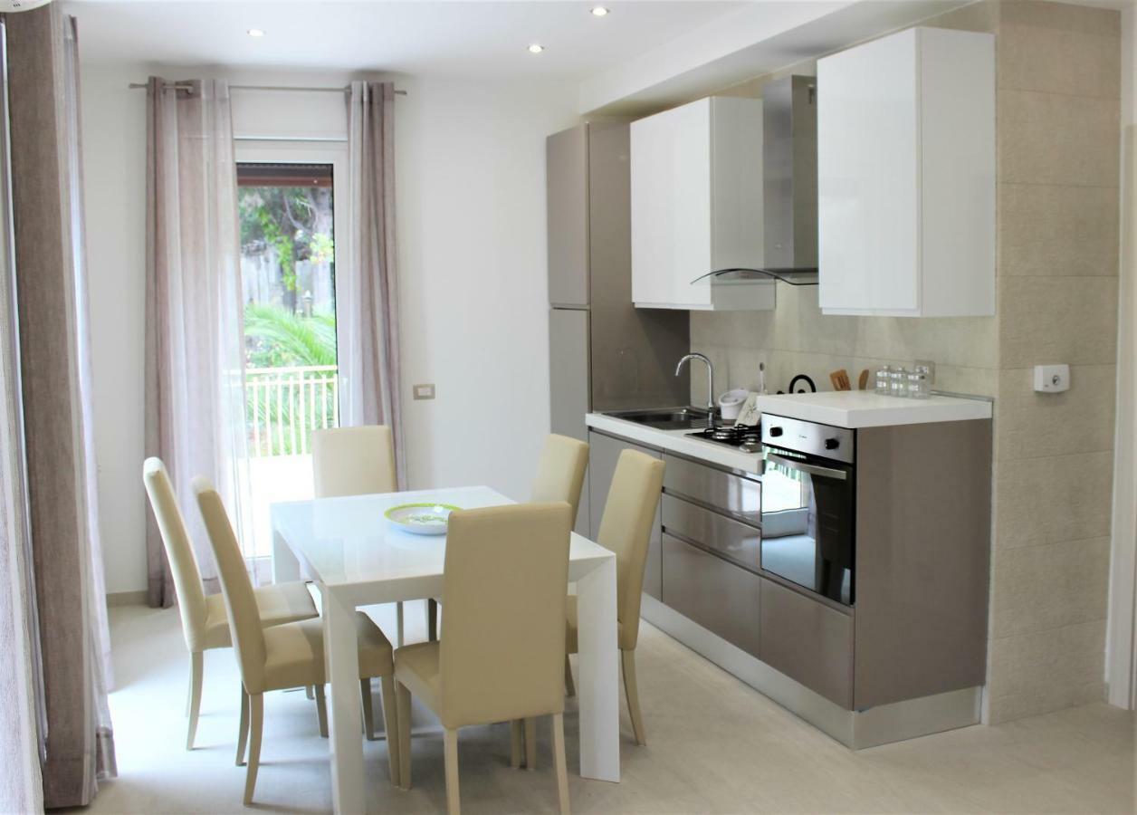 Apartament La Baia Dei Delfini Taormina Zewnętrze zdjęcie