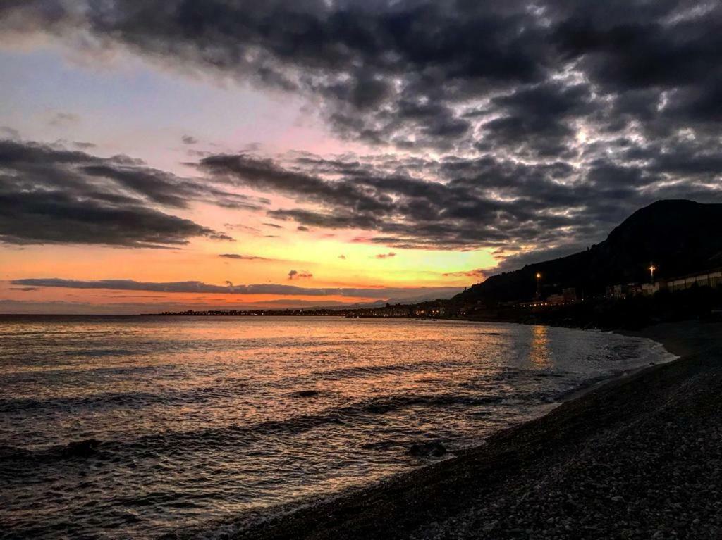 Apartament La Baia Dei Delfini Taormina Zewnętrze zdjęcie