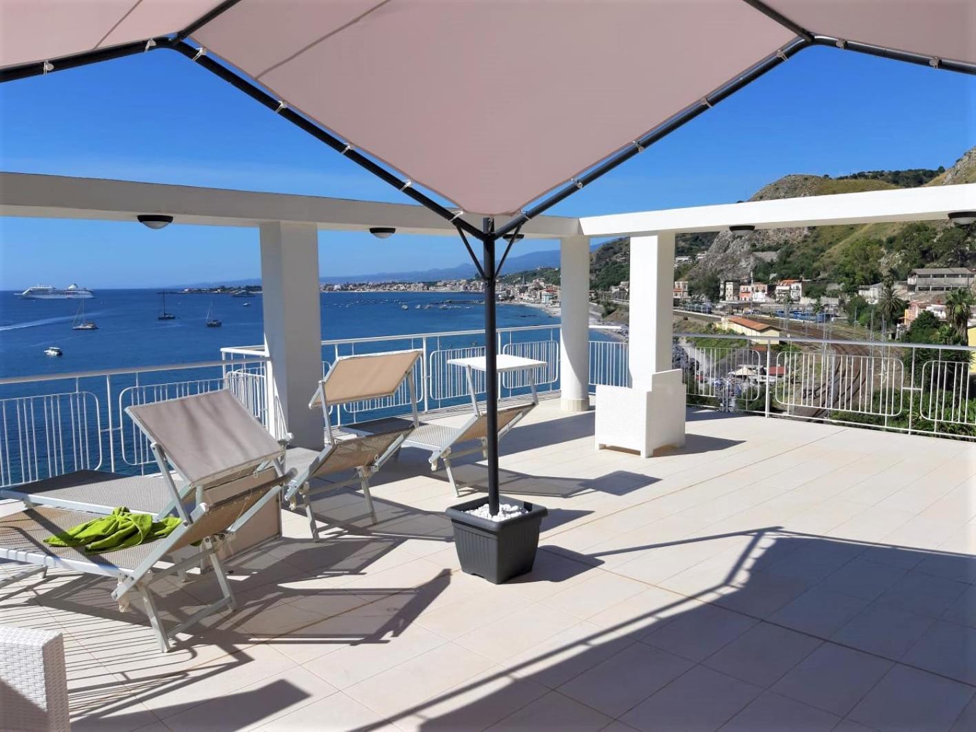 Apartament La Baia Dei Delfini Taormina Zewnętrze zdjęcie