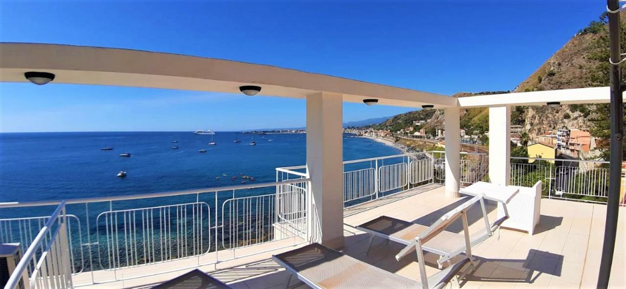 Apartament La Baia Dei Delfini Taormina Zewnętrze zdjęcie