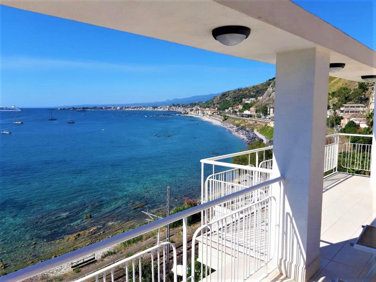 Apartament La Baia Dei Delfini Taormina Zewnętrze zdjęcie
